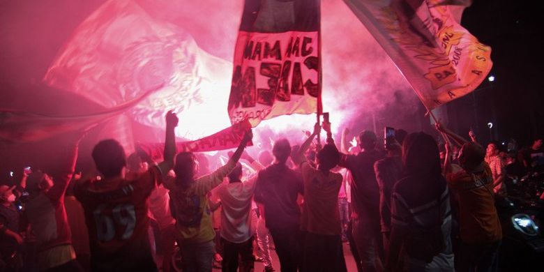 Usut Kerumunan Di Bundaran Hi Polisi Panggil Presiden Persija Dan Ketum Jakmania Halaman All Kompas Com