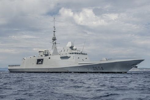 Kapal Perang Perancis Tembakkan Roket ke Arah Suriah