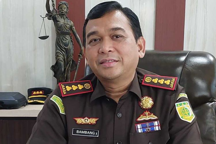 Kepala Kejaksaan Negeri Sleman, Bambang Yunianto saat memberikan keterangan terkait penetapan tersangka dalam kasus dugaan tindak pidana korupsi dana hibah pariwisata Kabupaten Sleman tahun anggaran 2020.
