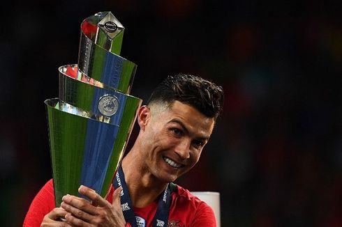 Ronaldo Enggan Berkomentar soal Ballon d'Or