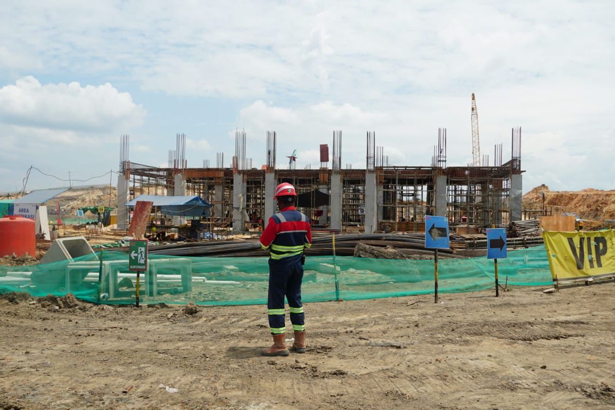 Kondisi proyek pembangunan Terminal Bandara VVIP Ibu Kota Nusantara (IKN), Selasa (23/4/2024).