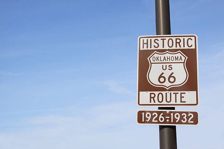 Ilustrasi sejarah Route 66.
