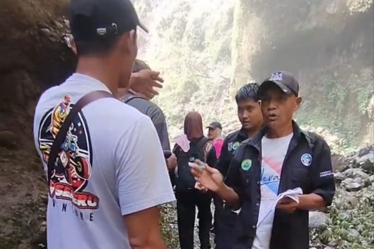 Tarik Tiket Ilegal di Dasar Sungai, Pengelola Coban Sewu Singgung Pemkab Malang