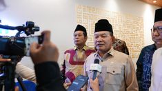 Silaturahmi ke Kantor MUI, Dudung Diingatkan KH Anwar untuk Jaga Mulut