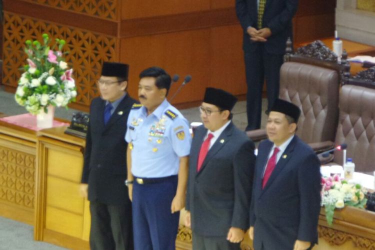 Dewan Perwakilan Rakyat mengesahkan pencalonan Marsekal Hadi Tjahjanto sebagai Panglima TNI dalam sidang paripurna, Kamis (7/12/2017) siang.