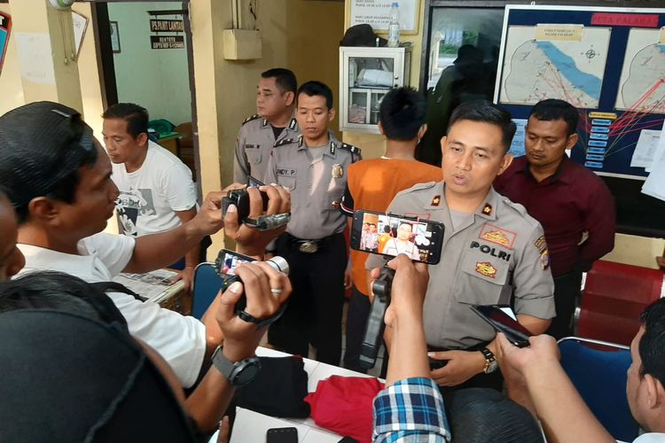 Polsek Kecamatan Palaran Samarinda saat memberi keterangan pers Kamis (3/10/2019) di Samarinda. 