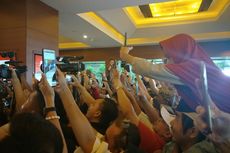 Pendukung Penuhi Djakarta Theater, Teriakan Nama Jokowi-Ma'ruf 