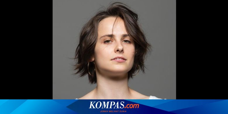 Dapat Peran di The Devil Wears Prada 2, Pauline Chalamet Sempat Kira Kena Prank