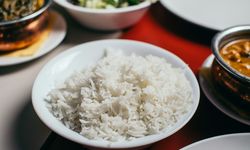 Ini 4 Tanda Nasi Kurang Matang dan Cara Menyelamatkannya