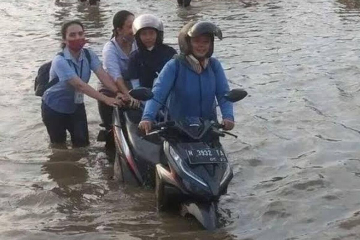 Banjir Rob Ancam Pesisir Utara Jawa Tengah Rabu Besok, Catat Waktunya...