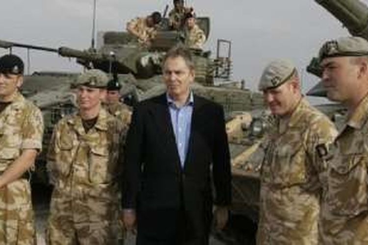 Tony Blair, PM Inggris 1997-2007, mengakui bahwa informasi intelijen tentang senjata pemusnah massal di Irak 