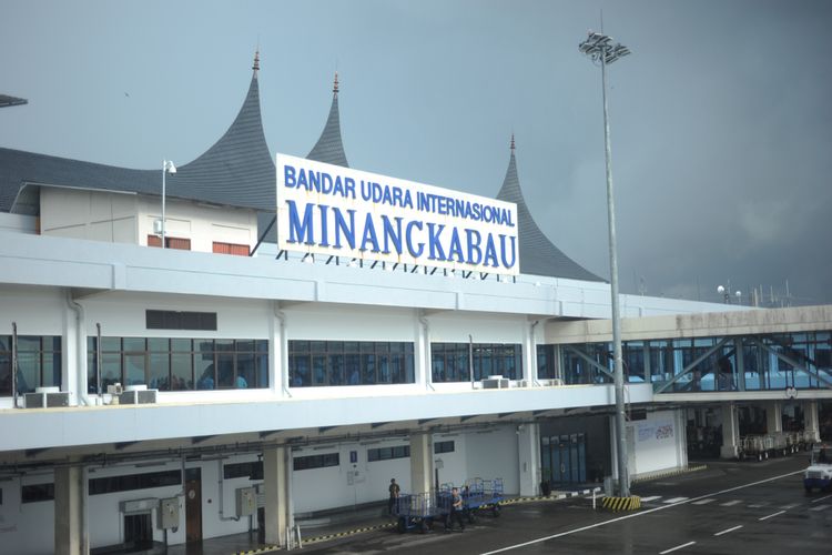 Bandar Internasional Minangkabau di Sumatera Barat.