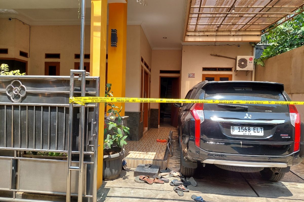 Tempat kejadian perkara pembunuhan seorang perempuan di Jalan Takong, Tapos, Depok, pada Kamis (10/8/2023).