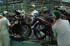 Lesu, Industri Sepeda Motor Koreksi Target