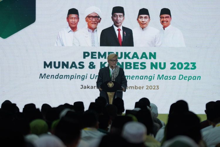 Rais Aam Pengurus Besar Nahdlatul Ulama (PBNU), Miftachul Akhyar, pada pembukaan Musyawarah Nasional Alim Ulama dan Konferensi Besar NU, Senin (18/9/2023), di Pondok Pesantren Al Hamid Putra, Cilangkap, Jakarta Timur.