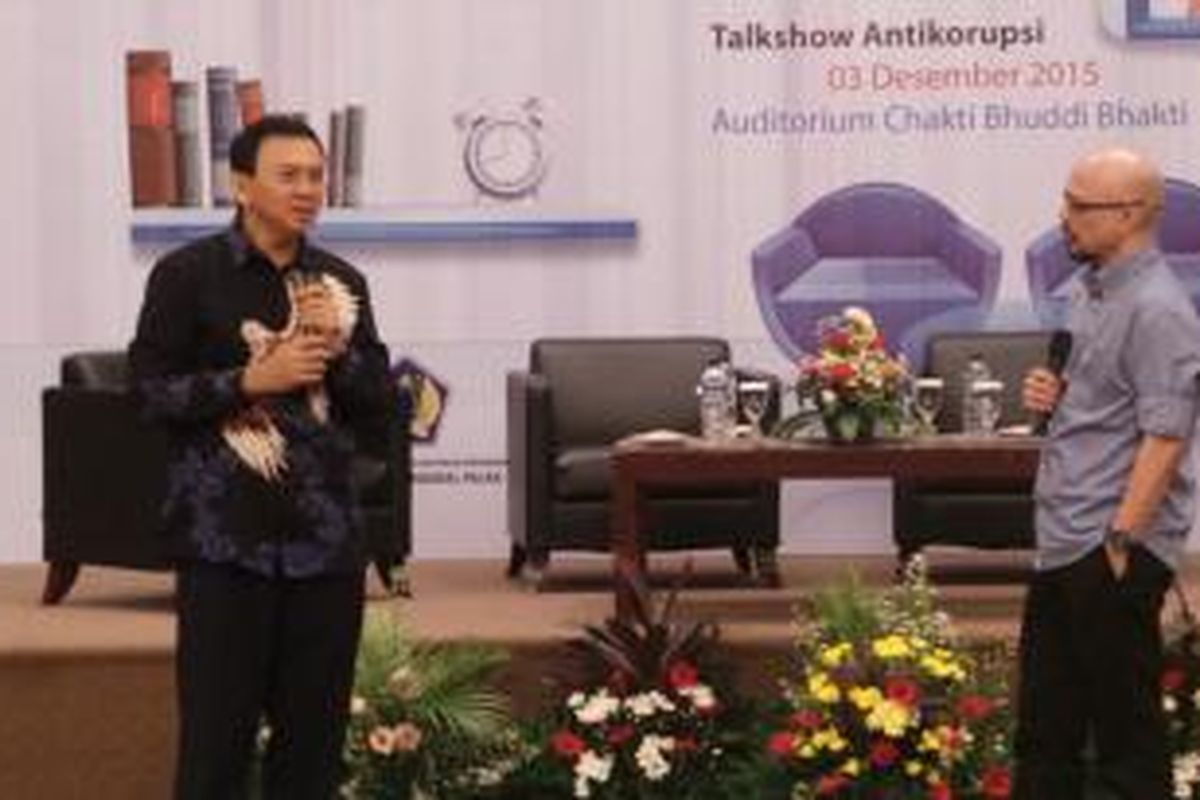 Gubernur DKI Jakarta Basuki Tjahaja Purnama dan presenter Andi F. Noya dalam Talkshow Hari Anti Korupsi, di Kantor Dirjen Pajak, Kamis (3/12/2015). 