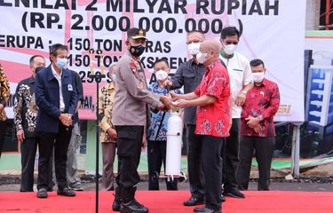 Terima Bantuan dari Paguyuban Tionghoa Senilai Rp 2 M, Kapolda ...
