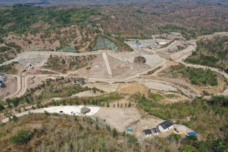 Pembangunan Bendungan Manikin di Kecamatan Taebenu, Kabupaten Kupang, Nusa Tenggara Timur (NTT).