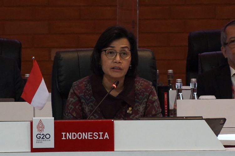 Menteri Keuangan Sri Mulyani Indrawati saat menghadiri acara 3rd Finance Ministers and Central Bank Governors di Bali International Convention Centre, Bali pada Jumat (15/7/2022).