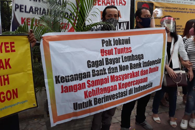 Nasabah Indosurya Gelar Demo di Depan PN Jakarta Pusat