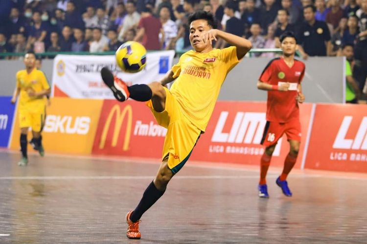 Tim putra Politeknik Sriwijaya menjadi wakil zona Sumatra menuju Liga Mahasiswa Futsal Nationals Season 7 di Universitas Islam Negeri Maulana Malik Ibrahim di Malang, Jawa Timur, mulai 27 November 2019 sampai dengan 6 Desember 2019.
