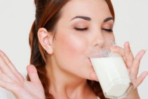 Apa yang Terjadi Jika Intoleransi Laktosa Tetap Minum Susu?