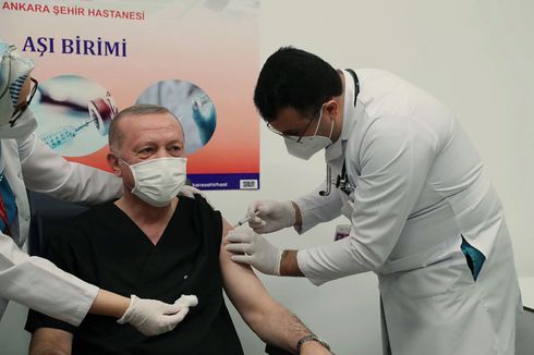 Turki Dituduh “Korbankan” Muslim Uighur demi Vaksin Covid-19