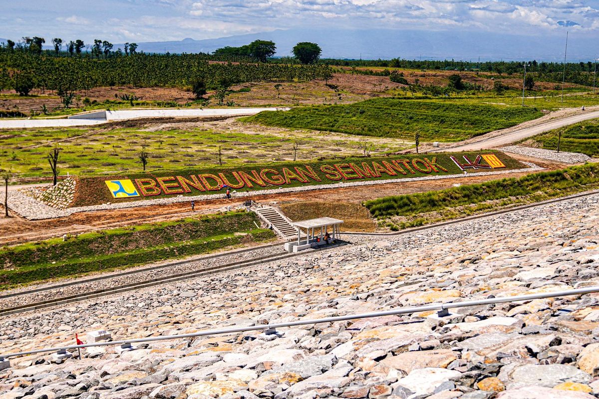 Bendungan Semantok di Kabupaten Nganjuk, Jawa Timur.