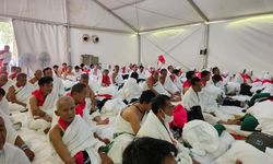 Wagub Uu Pastikan Keamanan Jemaah Haji dari Jabar Selama Wukuf di Arafah