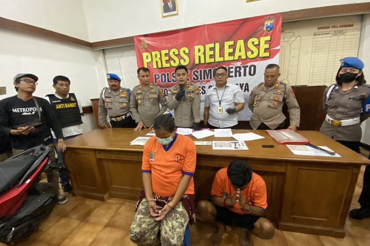 Pasutri di Surabaya ditangkap karena mencuri sepeda motor. Sang istri mengaku sedang hamil lima bulan.