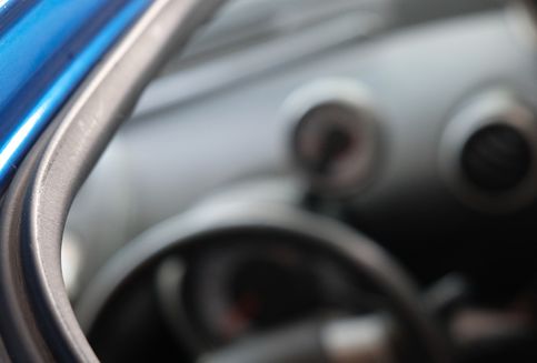 Tips Jaga Lis Karet Pintu Mobil Biar Tetap Awet