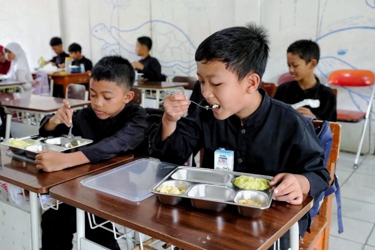 KPAI Ungkap Dana SPPG Rp 1 Miliar Belum Cair, Dapur MBG di Tasikmalaya Nyaris Lumpuh