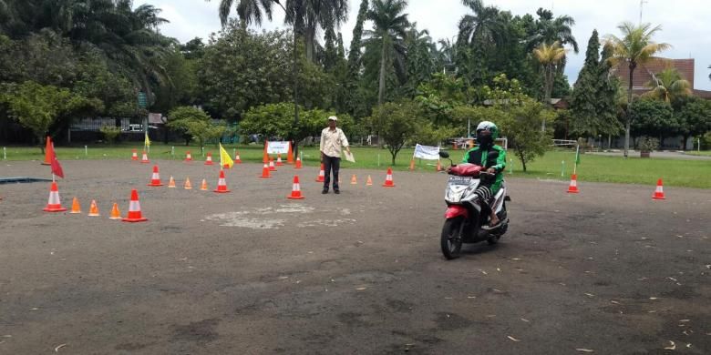 Jadi Driver Grabbike Wajib Lolos Ujian Ini