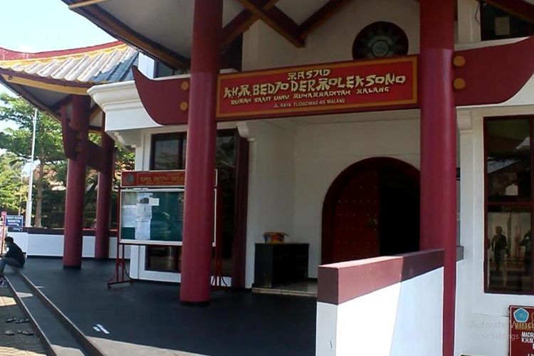 Masjid KHM Bedjo Dermoleksono, masjid mirip bangunan Klenteng di Rumah Sakit Umum Universitas Muhammadiyah Malang (RSU UMM), Kecamatan Dau, Kabupaten Malang, Selasa (27/4/2021)