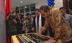 Resmikan Gedung GKKA Makassar, Danny Pomanto Ajak Jemaat Kuatkan Keimanan Umat