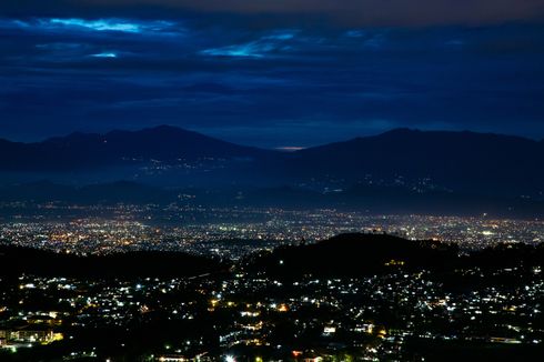 Bukit Moko: Daya Tarik, Harga Tiket, dan Rute