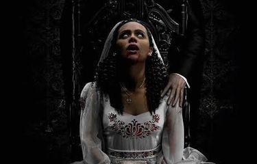 The Invitation (2022) merupakan film horor Amerika terbaru yang tayang 7 September 2022 di bioskop.