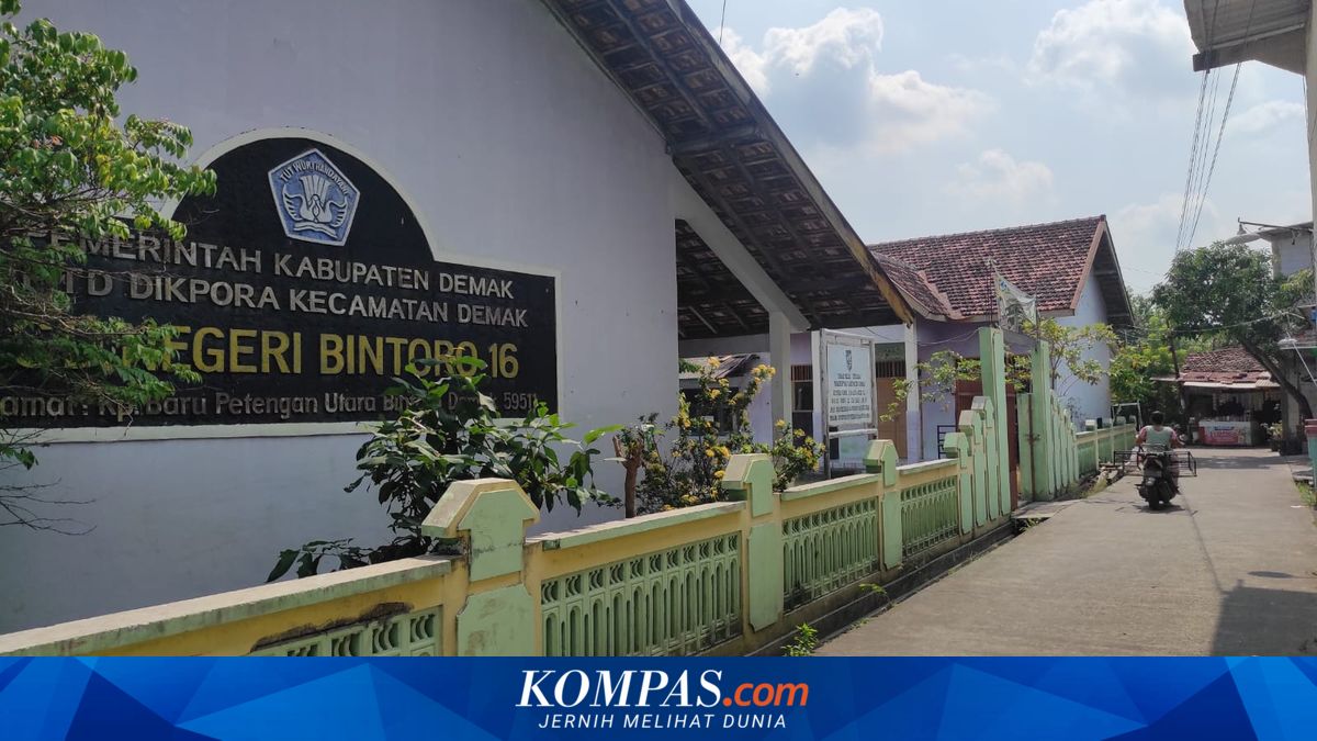 Berada di Tengah Perkampungan, SDN Bintoro 16 Demak Hanya Dapat 3 Calon Murid Baru