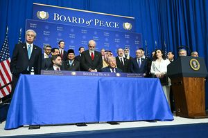 Diundang Trump ke Board of Peace, Delegasi Belarus Malah Dilarang Masuk AS