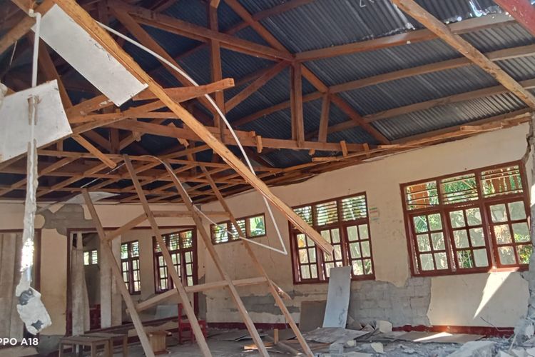 Kondisi Siswi di Manggarai Timur Tertimpa Reruntuhan Saat Gempa, Kaki Alami Trauma Tumpul
