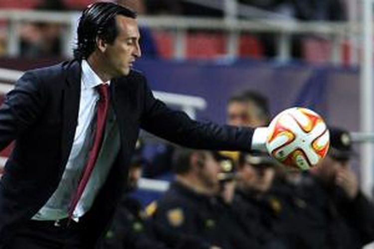 Pelatih Sevilla, Unai Emery. 