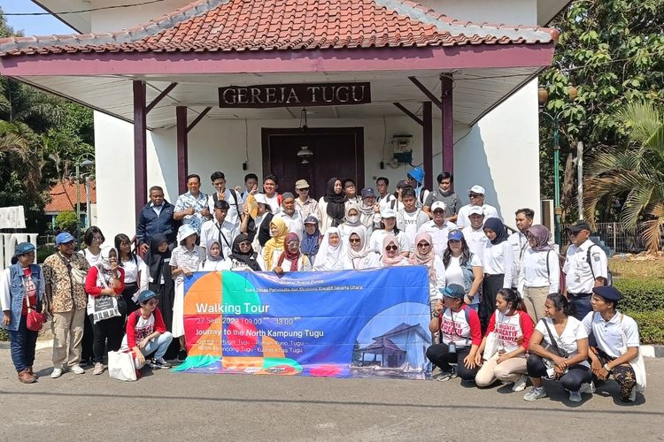 Tur jalan kaki rute Kampung Portugis, Jakarta Utara (27/9/2023).