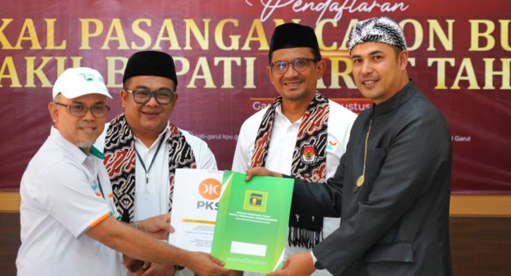 Daftar Ke KPU, Helmi-Yudi Yakin Menang Lawan Koalisi Gemuk KIM Plus