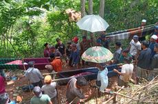 Isak Tangis Iringi Pemakaman 4 Korban Sumur Beracun di Cianjur