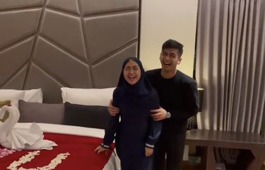 Intip Kamar Honeymoon Ria Ricis dan Teuku Ryan