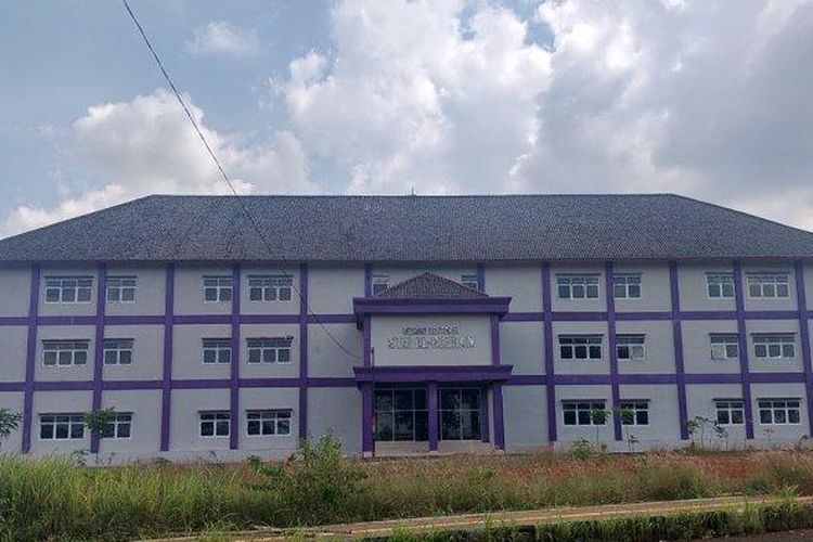 Penampakan area kampus STAI Al-Ruzhan milik mantan Wagub Jawa Barat Uu Ruzhanul Ulum yang berada di Kampung Cibeureum, Desa Cilangkap, Manonjaya, Kabupaten Tasikmalaya, Selasa (29/4/2025) 

