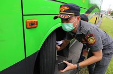 Pemotor Tewas Tertabrak Truk Usai Jatuh Akibat Jalan Gelombang di Jakut