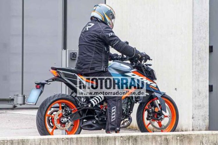 spyshot KTM Duke 390 terbaru