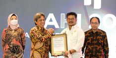 Raih Empat Penghargaan di Ajang AHI, Kementan Jadi Kementerian Terpopuler di Media Digital