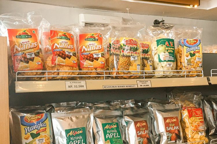 Keripik buah khas Malang.